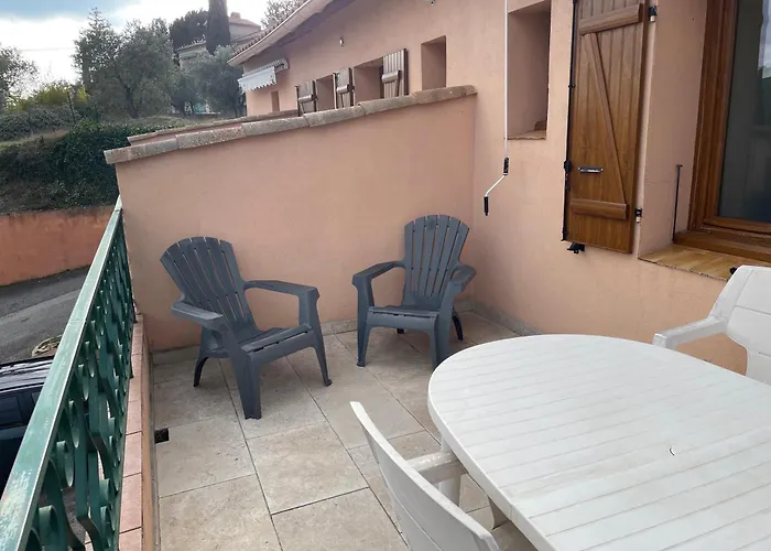 L'ecrin De Sauge- Jolie Terrasse Apartment Greoux-les-Bains